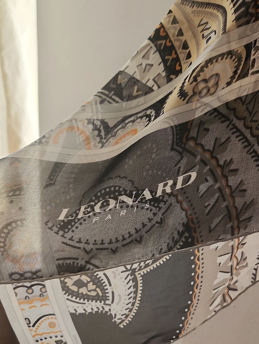Leonard Paris Paisley Sheer Silk Scarf/Shawl in Black and Cream 70x180 cm